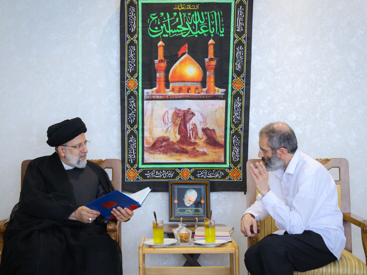 تصاویر حضور در منزل دیپلمات آزاده اسدالله اسدی