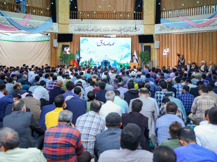 تصاویر جشن میلاد پیامبر اعظم و امام صادق (علیهما السلام)