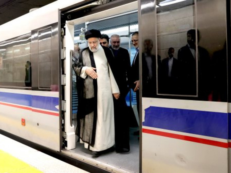 افتتاح 4 ایستگاه مترو و شروع عملیات حفاری تونل خط 10 مترو تهران