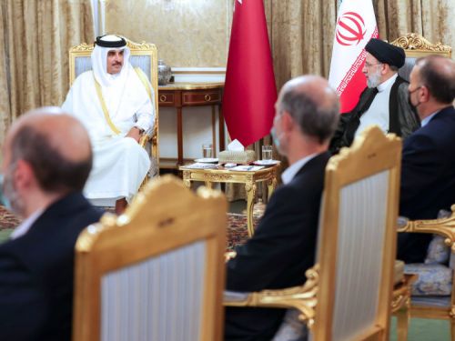 دیدار و گفتگوی دوجانبه رئیس جمهور و امیر قطر