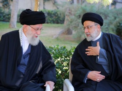 پیام تسلیت رهبر معظم انقلاب اسلامی در پی عروج شهادت‌گونه‌ی رئیس جمهور و همراهان ایشان