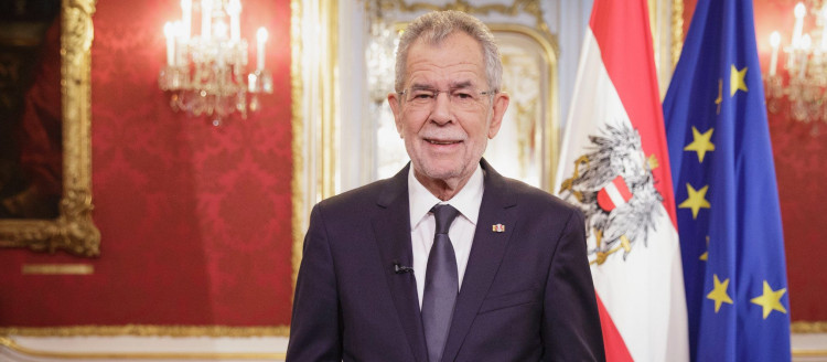 رئیس جمهور اتریش، انتخاب دکتر رئیسی را تبریک گفت