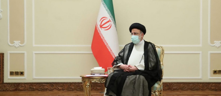 اولین گفتگوی زنده تلویزیونی آیت الله دکتر سید ابراهیم رئیسی رئیس جمهوری اسلامی ایران با مردم