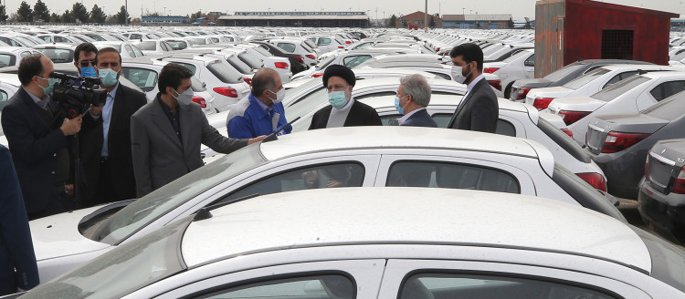 بازدید از پیش اعلام نشده دکتر رئیسی از ایران‌خودرو/ ۸ دستور رئیس جمهور برای کیفی و کمی سازی تولید خودرو در کشور