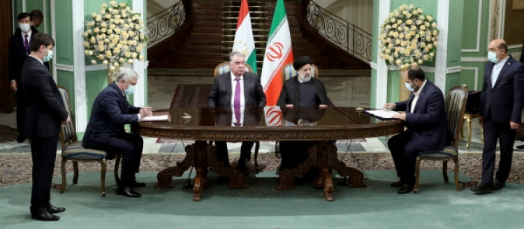 امضای ۱۷ سند همکاری در حوزه‌های مختلف بین ایران و تاجیکستان