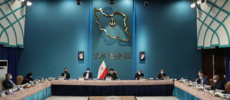 آزادگان نماد مقاومت، صبر، استقامت و ایستادگی ملت ایران هستند