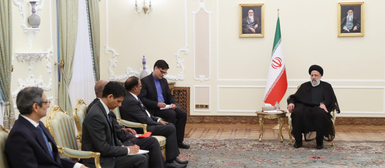 اراده سران ایران و هند گسترش روابط به ویژه در عرصه اقتصادی و تجاری است