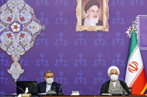 تصمیمات ستاد ملی مقابله با کرونا باید کارشناسانه باشد، قاطعانه اجرا شود و بر اجرا نظارت جدی صورت پذیرد/ لبخند آمریکا حلاوتی در کام مردم ایران ایجاد نمی‌کند