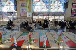 کارگروه تعیین شده در استان کرمانشاه حداکثر ظرف یک ماه طرح خود را برای ساماندهی موضوع کوله‌بری ارائه کند