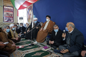 کارگروه تعیین شده در استان کرمانشاه حداکثر ظرف یک ماه طرح خود را برای ساماندهی موضوع کوله‌بری ارائه کند