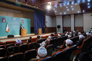 راه برون‌رفت از مشکلات کشور در دستان جوانان، مردم و مسئولان کشور قرار دارد/ نظام اداری کارآمد یکی از جلوه‌های امیدآفرینی در کشور است