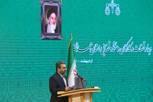 دیدار حجت‌الاسلام والمسلمین رئیسی با قضات و کارکنان واحدهای قضائی استان همدان