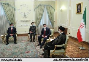 تصاویر دیدار رئیس مجلس ملی قرقیزستان با آیت‌الله رئیسی