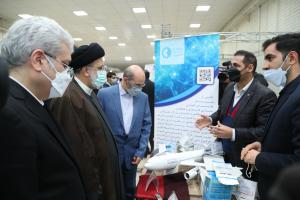 تصاویر بازدید رئیس جمهور از نمایشگاه دستاوردهای فناورانه دانشگاه صنعتی شریف