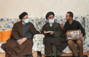 تصاویرحضور در منزل شهید سیدمهدی حسینی از شهدای مدافع حرم