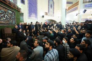 تصاویر سخنرانی در جمع نمازگزاران مسجد امیرالمومنین(ع) کهنز