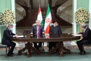 تصاویر نشست مطبوعاتی روسای جمهور ایران و تاجیکستان و امضاء ۱۷ سند همکاری بین دو کشور