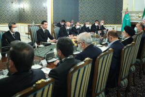 تصاویر نشست هیئت های عالیرتبه ایران و ترکمنستان