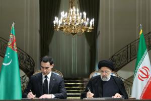 تصاویر نشست مطبوعاتی روسای جمهور ایران و ترکمنستان و امضاء اسناد همکاری بین دو کشور