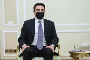 تصاویر دیدار رئیس مجلس ارمنستان با آیت‌الله رئیسی