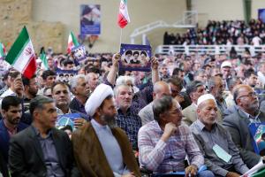 تصاویر دیدار رئیس جمهور با اقشار مختلف مردم خراسان شمالی