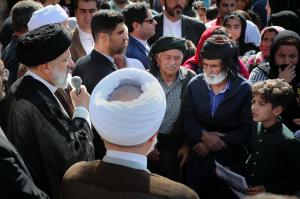 تصاویر بازدید دکتر رئیسی از روستای قلعه جی کردستان