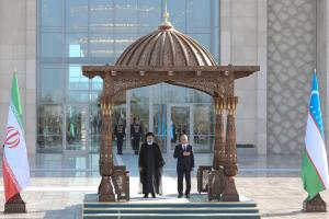 تصاویر مراسم استقبال رسمی از آیت الله رئیسی توسط رئیس جمهور ازبکستان