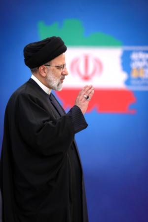 تصاویر تبریک سالروز پیروزی انقلاب اسلامی از سوی سفرا و رؤسای سازمان‌های خارجی مقیم تهران به رییس جمهور