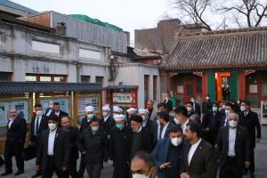 تصاویر اقامه نماز جماعت و سخنرانی در مسجد تاریخی «دونگ سی» پکن