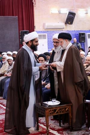 تصاویر دیدار با علما و روحانیون استان بوشهر