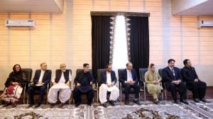 تصاویر دیدار نخست وزیر پاکستان با دکتر رئیسی