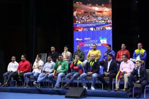تصاویر حضور روسای جمهور ایران و ونزوئلا در اجتماع دانشجویان و جوانان ونزوئلایی