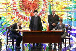 تصاویر امضای اسناد همکاری میان ایران و کوبا