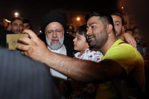 تصاویر حضور در میهمانی ده کیلومتری عید غدیر