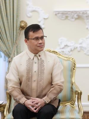 تصاویر دریافت استوارنامه سفیر جدید « فلیپین »