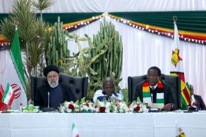 تصاویر نشست هیئت های عالیرتبه ایران و زیمبابوه و امضا اسناد همکاری