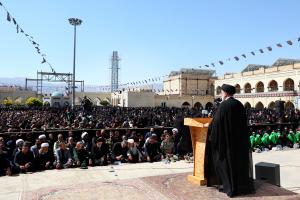 تصاویر سخنرانی در جمع عزاداران اربعین حسینی در بیرجند