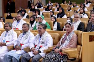 تصاویر مراسم تجلیل از دستاوردها و تکریم فعالان نظام بهداشت کشور در دولت مردمی