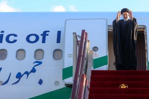 رئیس جمهور الجزیره را به مقصد تهران ترک کرد