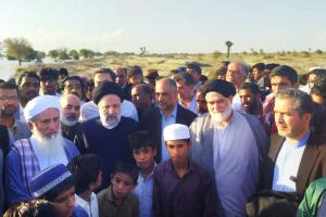 گزارش تصویری از حضور رئیس جمهور در مناطق سیل‌زده سیستان و بلوچستان