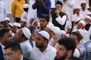 دیدار صمیمی با مسلمانان سریلانکا