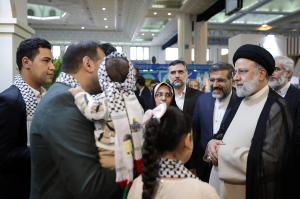 بازدید از سی و پنجمین نمایشگاه بین‌المللی کتاب تهران