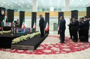 ادای احترام مقامات کشورها به مقام رئیس جمهور شهید و همراهان